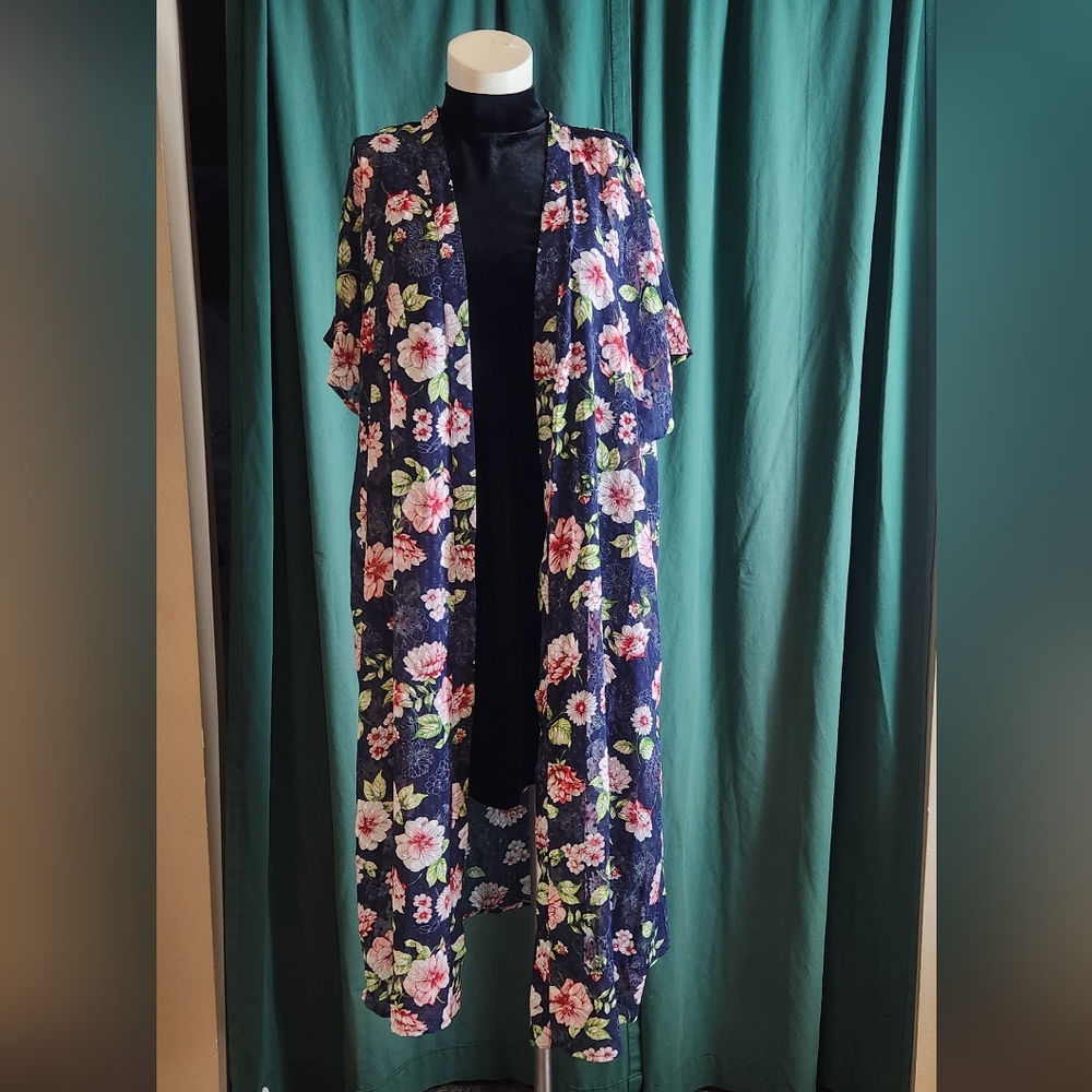 NWT Skies are Blue Floral Long Cover Up